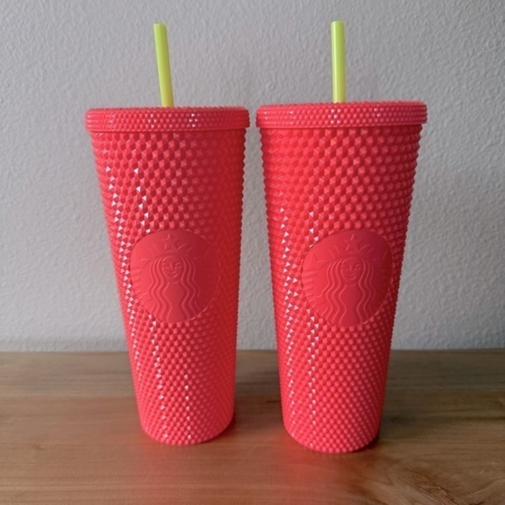 💙Starbucks 2022 Limited Edition studded 24 oz. Dragonfruit Coral cup bundle